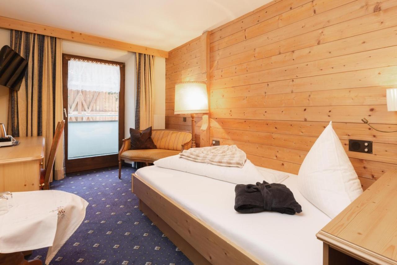 Familienhotel Adler 세르파우스 객실 사진